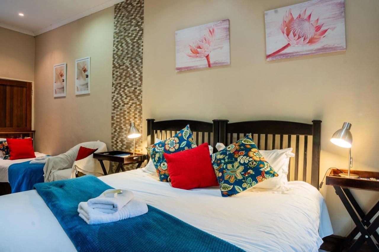 Riverbank Lodge Upington Exteriör bild