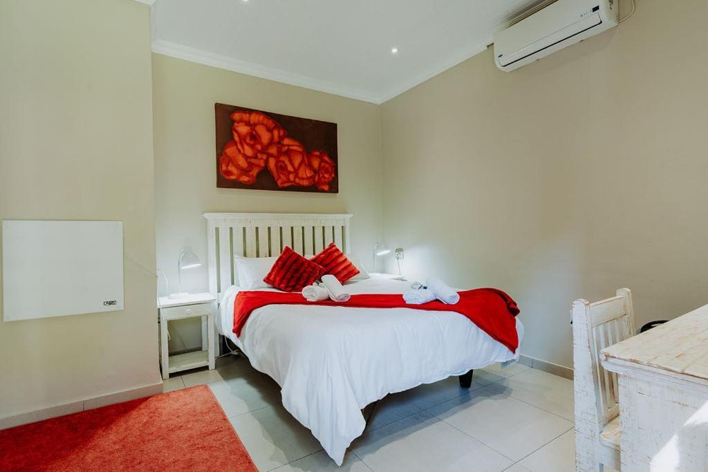 Riverbank Lodge Upington Exteriör bild