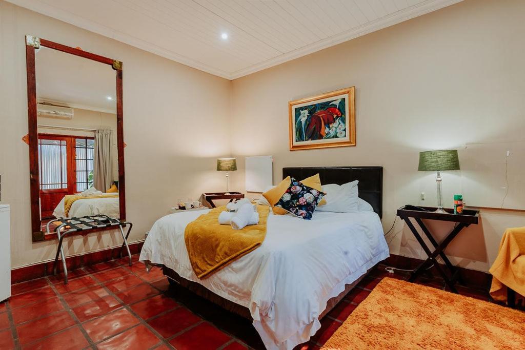 Riverbank Lodge Upington Exteriör bild