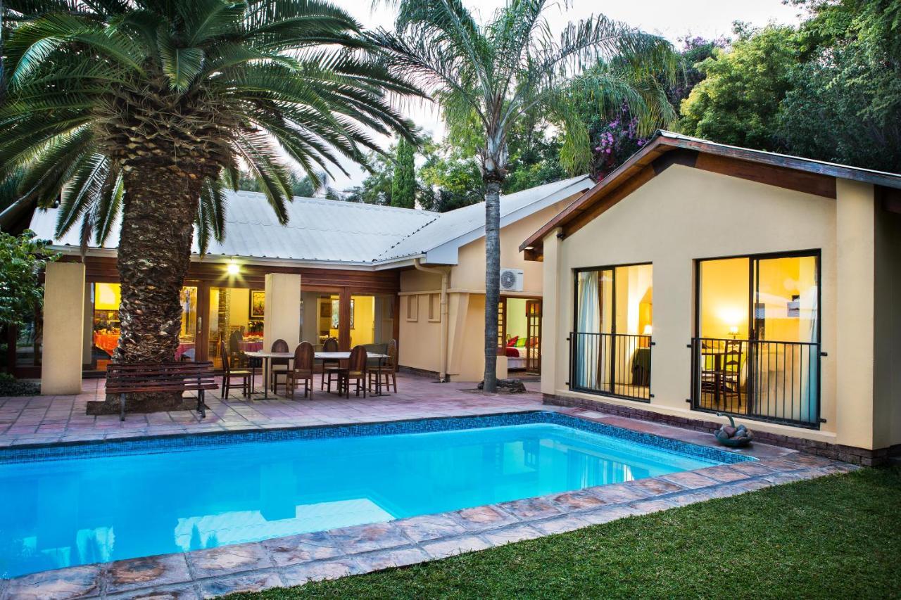 Riverbank Lodge Upington Exteriör bild
